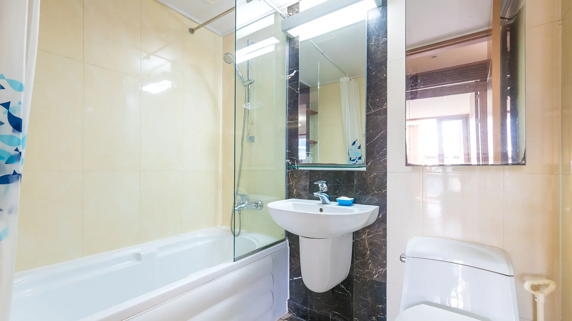 Family Oville Suite Seoul Station Apartman